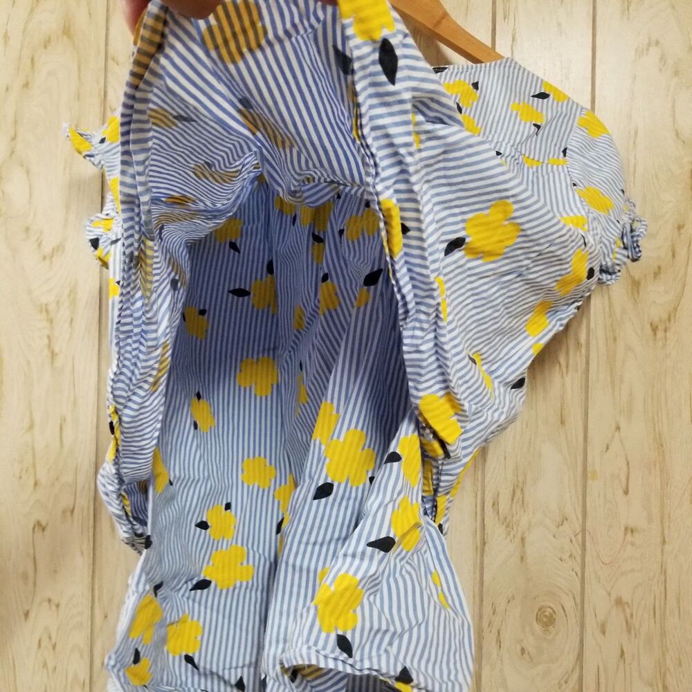Crown & Ivy Blue striped yellow flower layered blouse L - Picture 2 of 5
